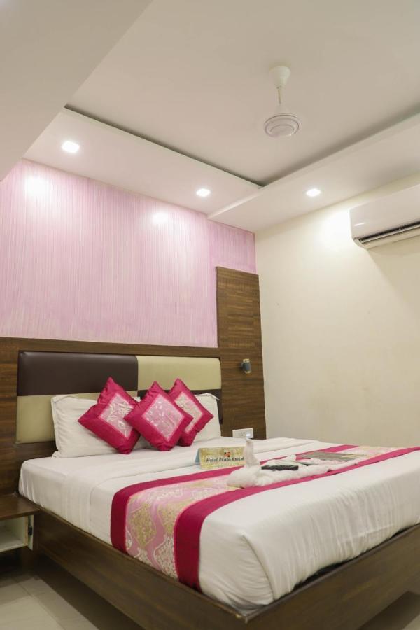 Hotel Plaza Executive - Near Bkc Bombaj Zewnętrze zdjęcie