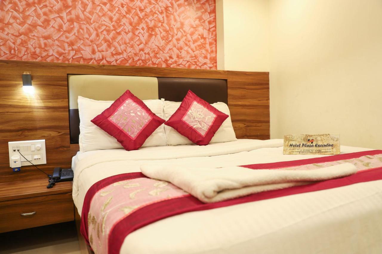 Hotel Plaza Executive - Near Bkc Bombaj Zewnętrze zdjęcie