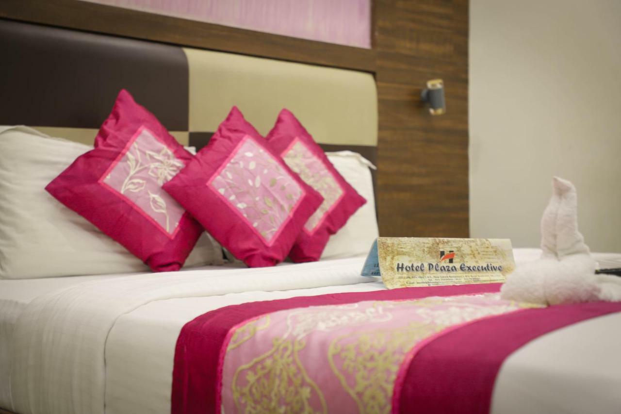 Hotel Plaza Executive - Near Bkc Bombaj Zewnętrze zdjęcie