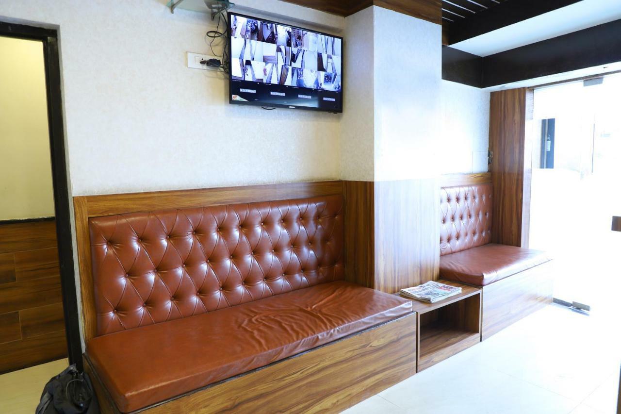 Hotel Plaza Executive - Near Bkc Bombaj Zewnętrze zdjęcie